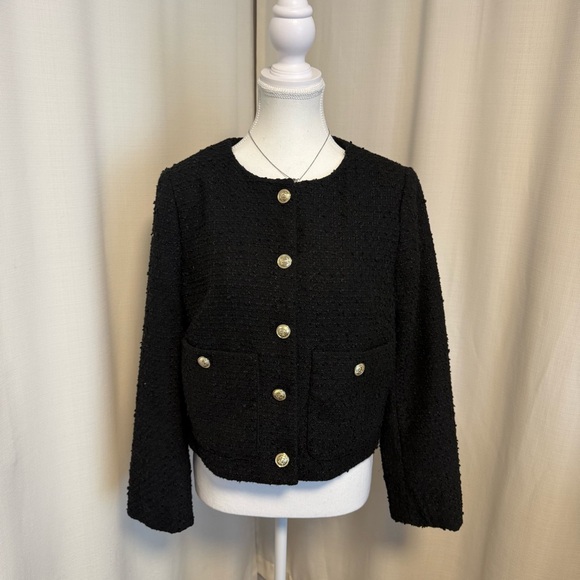 H&M Jackets & Blazers - H&M cropped tweed jacket with Gold Buttons in M